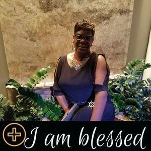 Meet your Posher, Marisa